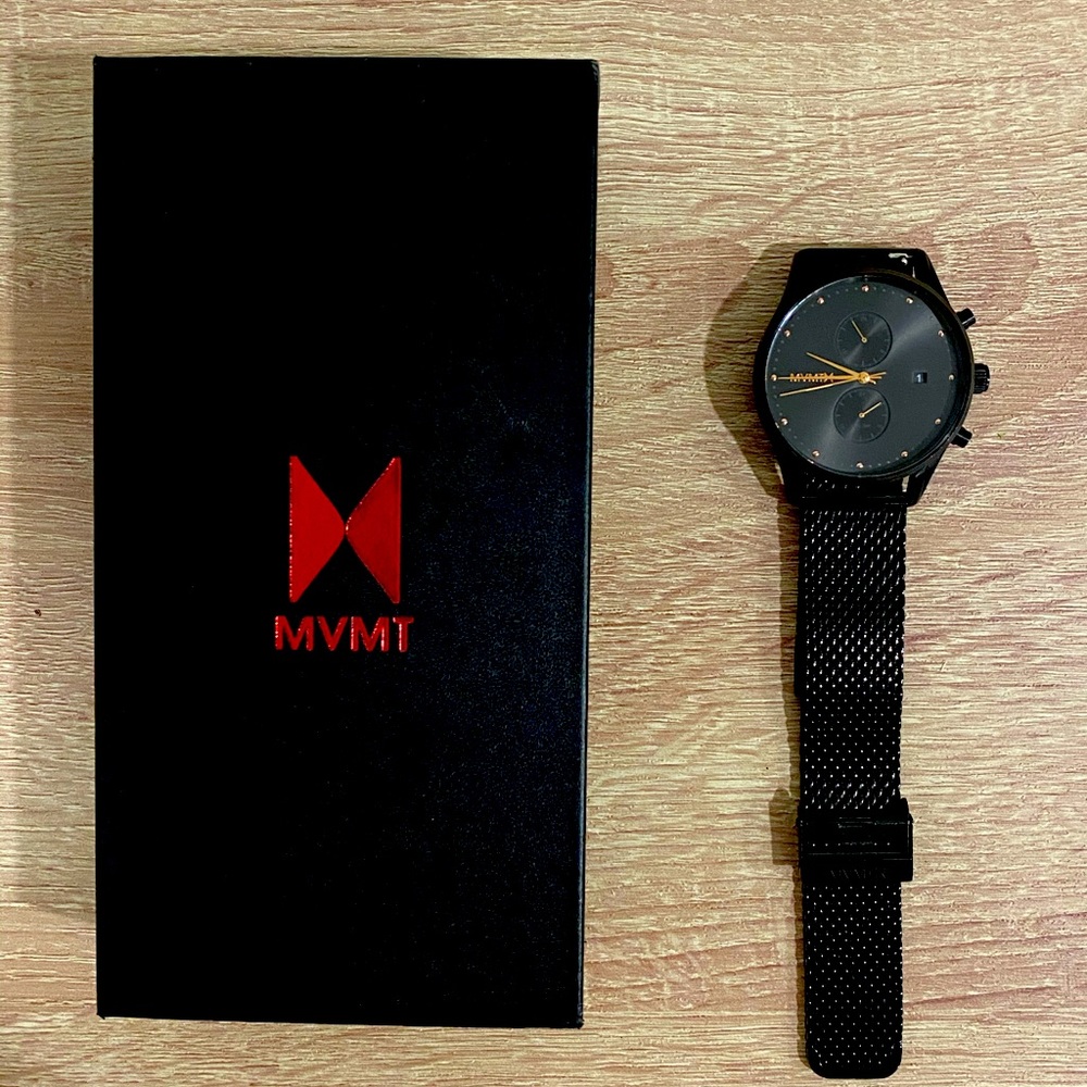 MVMT BLACK ROSE GOLD WATCH.